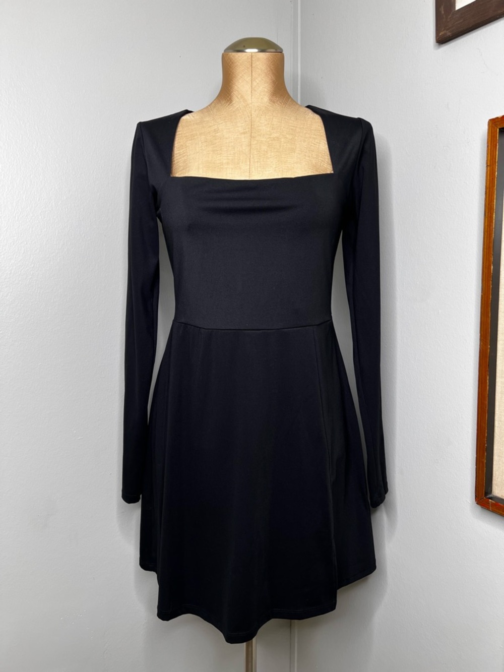 Qinsen Square Neck Long Sleeve Mini Dress in Black size XL